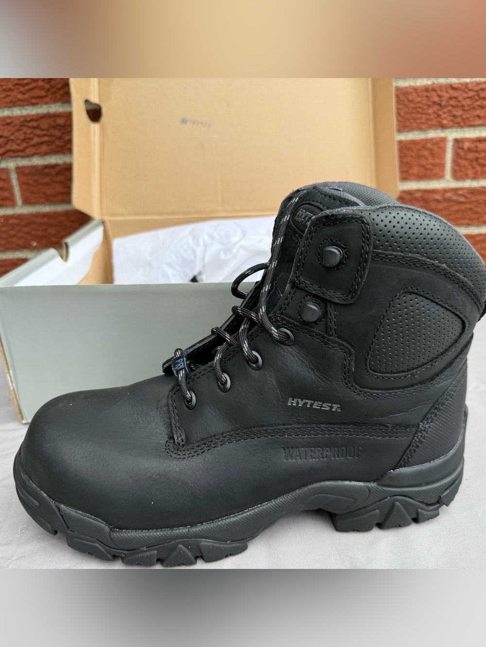 NWT HYTEST K12480 Waterproof Composite Toe Safety Work Boots 8.5